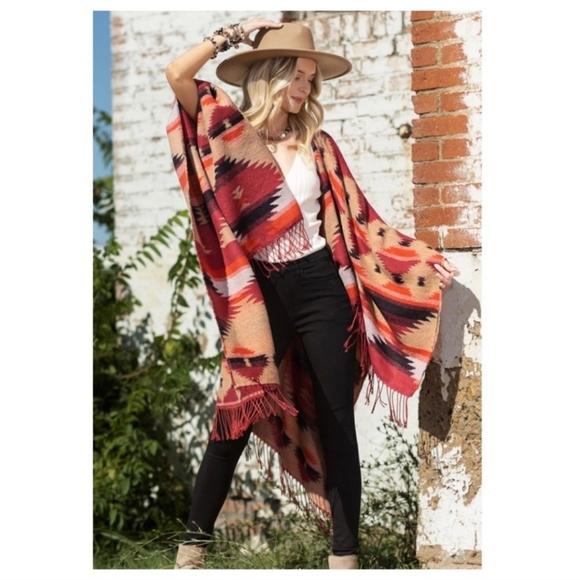 💥SOLD OUT 💥RUGGINE WESTERN PRINT RUANA PONCHO-NEW - Picture 5 of 6